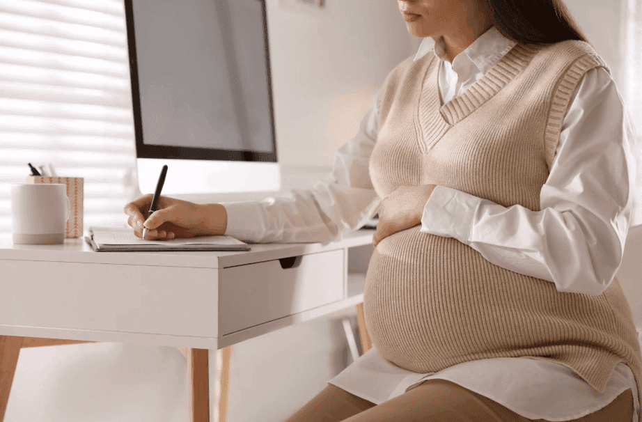 A Therapist’s Guide to Planning Parental Leave